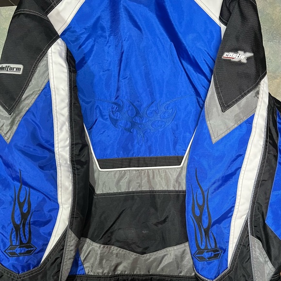 Castle X snowmobile jacket - Picture 4 of 6